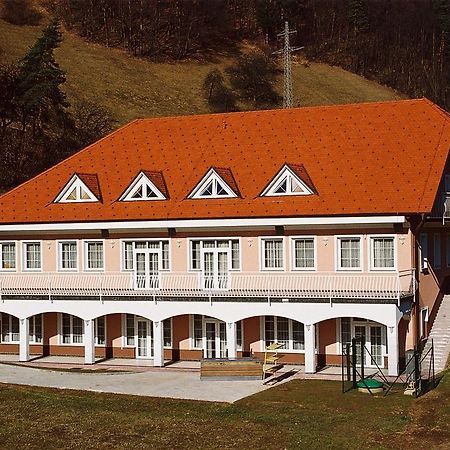 Rooms Hochkraut Целе Экстерьер фото