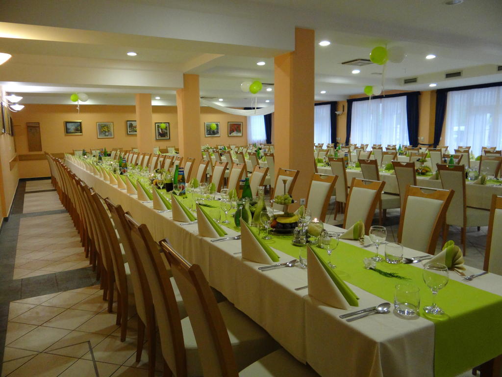 Rooms Hochkraut Целе Экстерьер фото