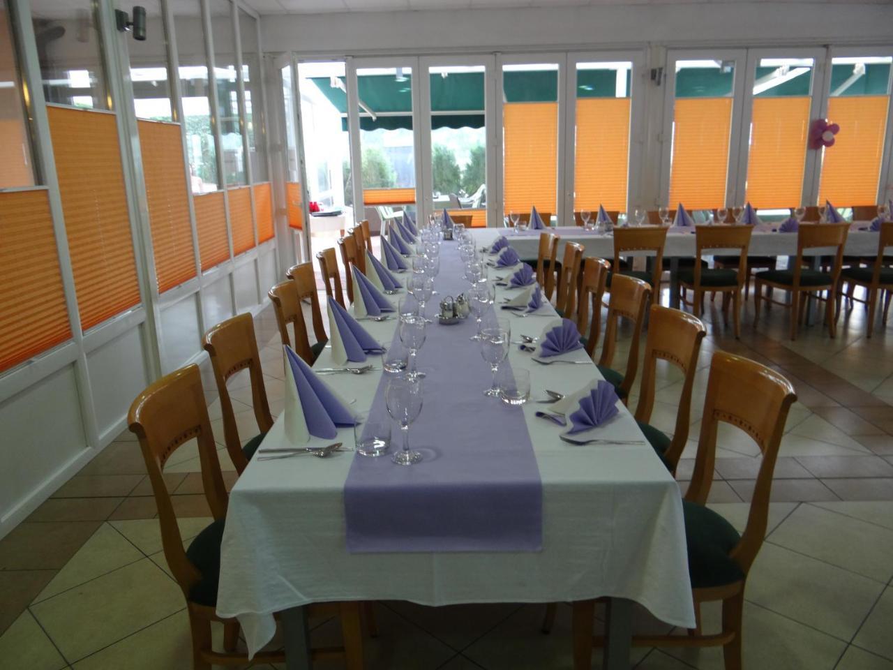 Rooms Hochkraut Целе Экстерьер фото